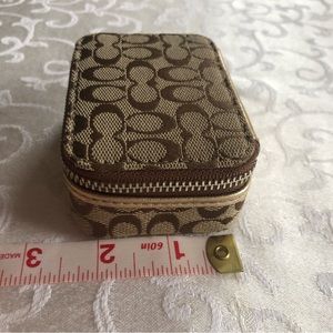 Zippered Coach Pill Box Beige canvas & Gold tone leather